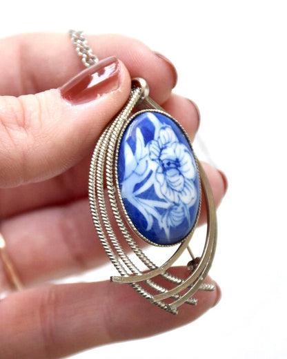 Kiyomizu-Yaki Porcelain Brooch Pendant