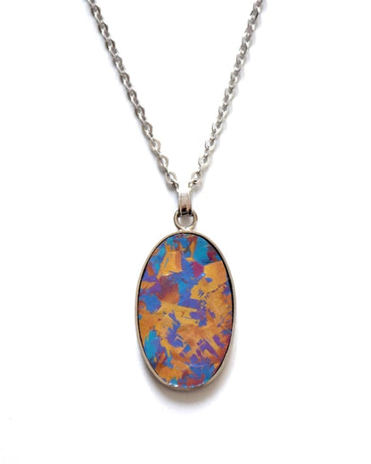 Showa Era Iridescent Cabochon Pendant Necklace