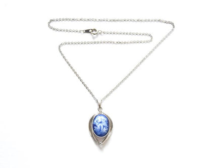 Kiyomizu Porcelain Floral Pendant Necklace