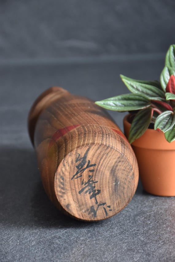 Miyajima Muhitsu Otome Camellia Kokeshi