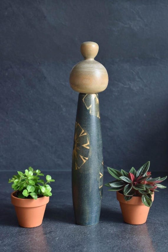 Issetsu Kuribayashi Creative Kokeshi Doll