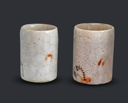 Shino Ware Yunomi Cups Set highlighting painted glaze details on sides