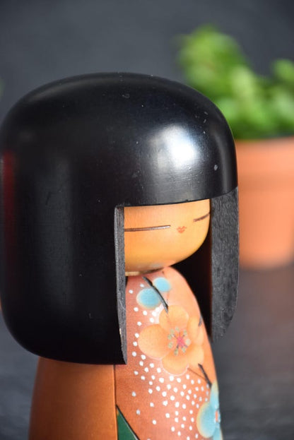 Sogen Spring'S Arrival Kokeshi Doll