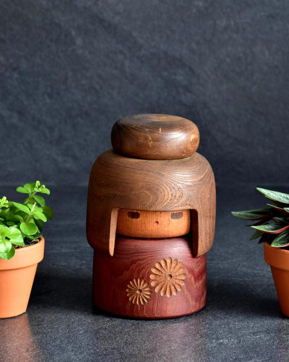 Sanpei Yamanaka Hanakotoba Kokeshi