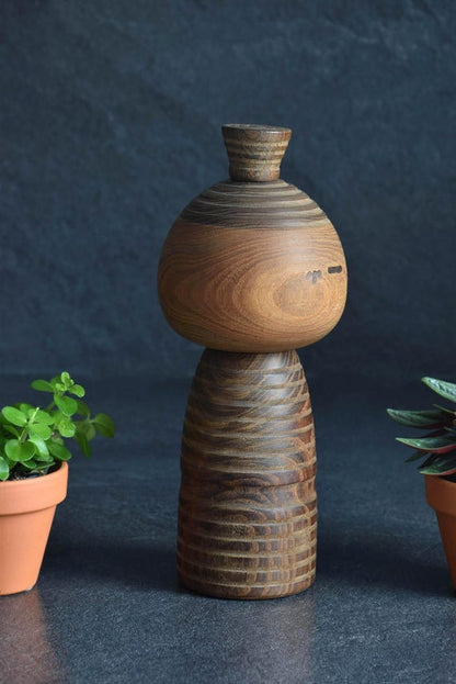 Seijaku Silence Kokeshi by Sanpei Yamanaka