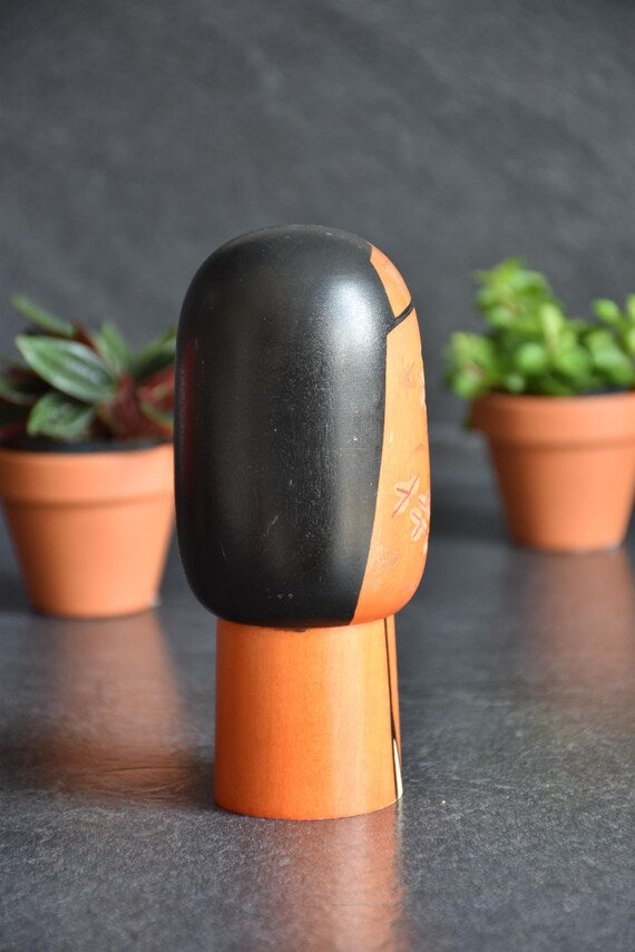 Sosaku Kokeshi Wooden Doll