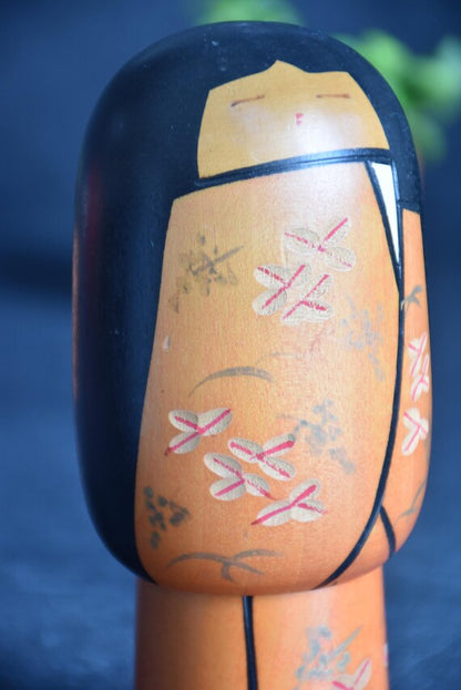 Sosaku Kokeshi Wooden Doll