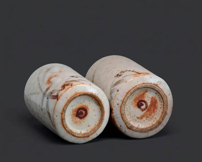 Shino Ware Yunomi Cups Set showing base with maker marks and ring feet