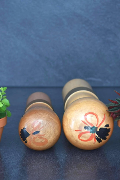Takahashi Hashime Iroume Kokeshi Pair