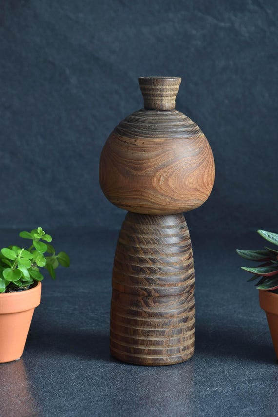 Seijaku Silence Kokeshi by Sanpei Yamanaka