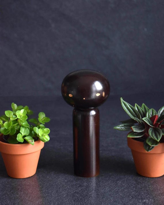 Japanese Kokeshi Doll minimalist black polished finish large rounded head slender cylindrical body