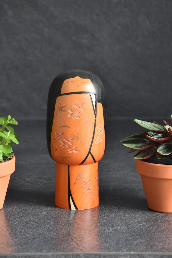 Sosaku Kokeshi Wooden Doll
