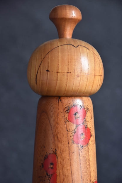 Toa Sekiguchi Camellia Village Kokeshi