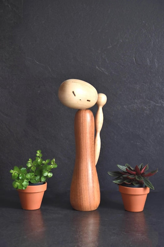 Henso Shojo Braided Girl Kokeshi Doll