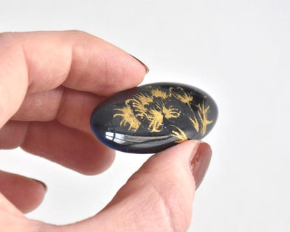 Japanese Kiyomizu-Yaki Porcelain Brooch