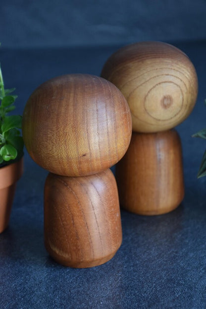 Kenichi Murakami Sosaku Kokeshi Pair