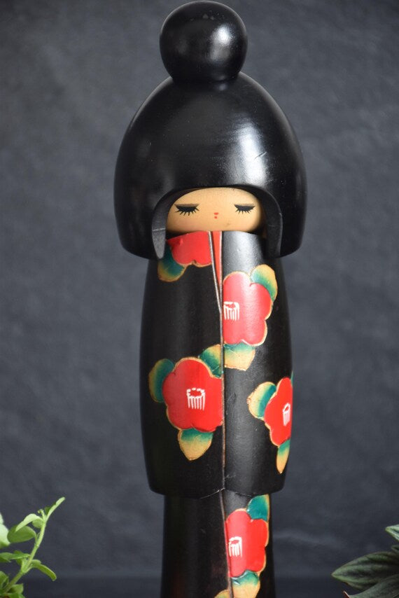 Hajime Miyashita Hana No Kaori Kokeshi Doll