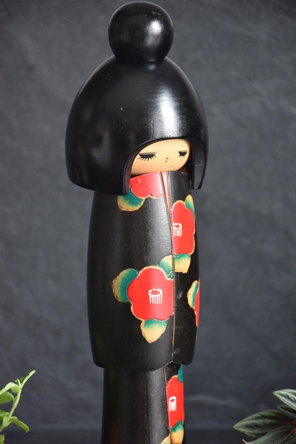 Hajime Miyashita Hana No Kaori Kokeshi Doll