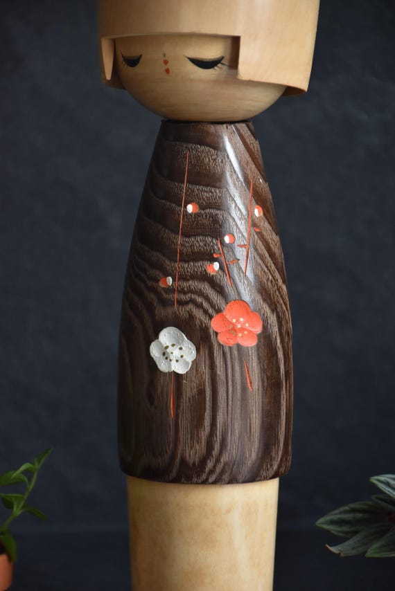 Usaburo Koigokoro Kokeshi Doll