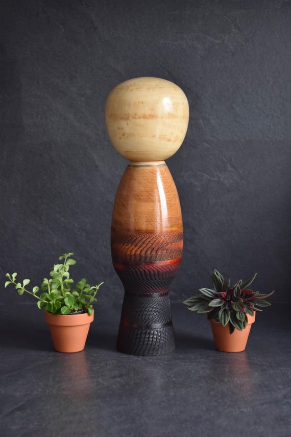 Masao Watanabe Banshu Kokeshi Doll