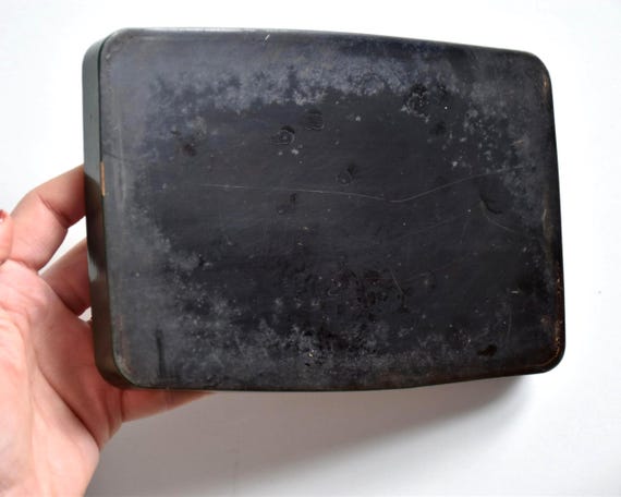 Japanese Lacquerware Tray: Mt. Fuji & Architecture back held in a hand