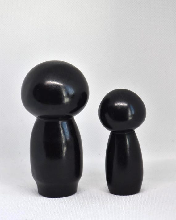 Nachiguro-Ishi Stone Kokeshi Dolls