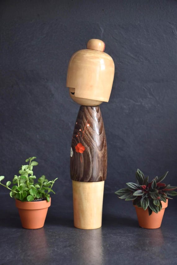 Usaburo Koigokoro Kokeshi Doll