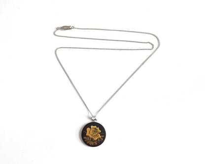 Zogan Floral Pendant Necklace
