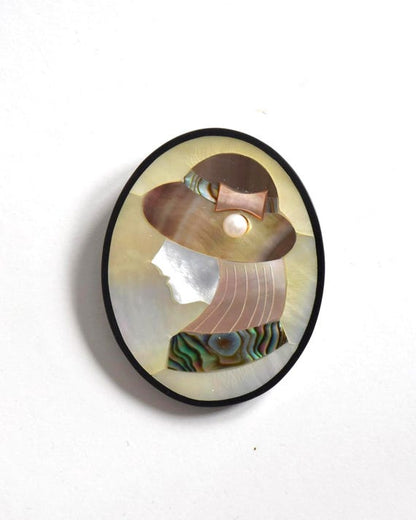 Raden Shell Inlay Portrait Brooch vintage Japanese mother-of-pearl front view