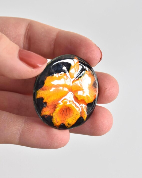 Kutani Ceramic Brooch Orange Floral