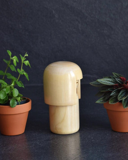 Tomio Ishida Warabe Kokeshi Doll