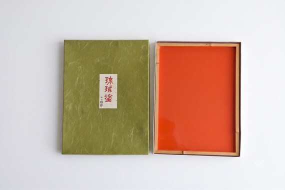 Ryukyu-Nuri Vermillion Lacquer Tray