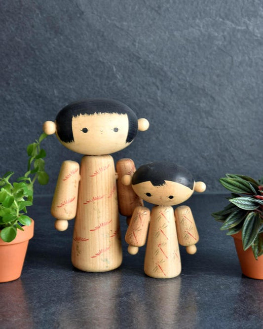 Hideo Ishihara Kiku Warabe Kokeshi Set