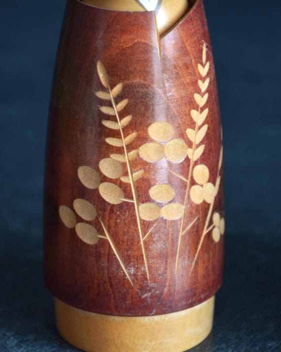 Masae Fujikawa Floral Carved Kokeshi