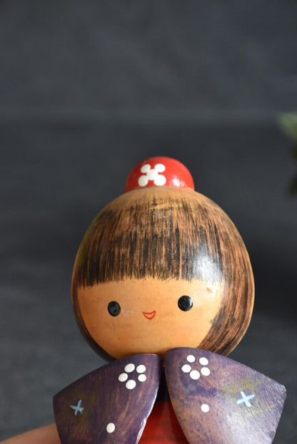 Tomio Ishida Style Kokeshi Doll