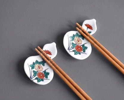 Gourd-Shape Porcelain Chopstick Rests - Floral Motif