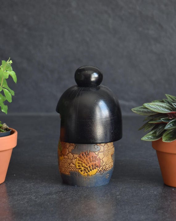 Kazuo Takamizawa Sosaku Kokeshi Doll