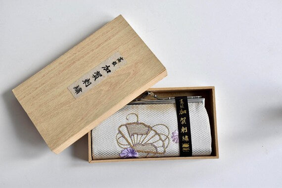 Kaga Embroidery Kimono Accessory Pouch