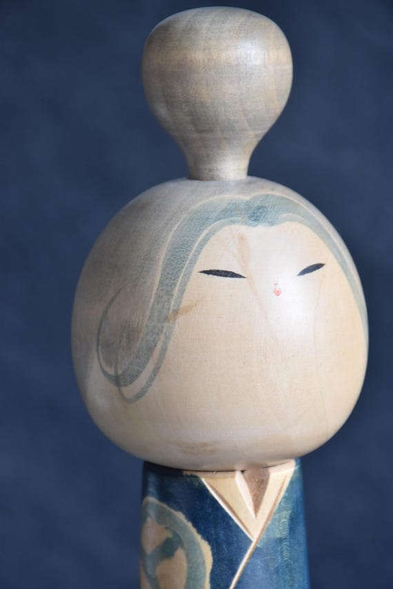 Issetsu Kuribayashi Sakura Kokeshi Doll