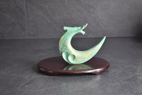 Saegusa Sōtarō Dragon Sculpture 'Prosperity'