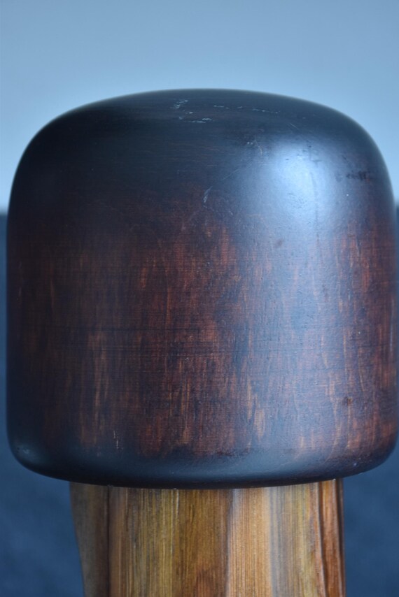 Usaburo Mori Kan Kokeshi Doll hair top texture detail