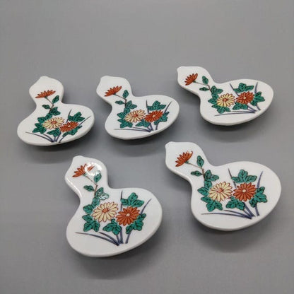 Gourd-Shape Porcelain Chopstick Rests - Floral Motif