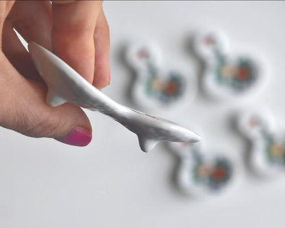 Gourd-Shape Porcelain Chopstick Rests - Floral Motif