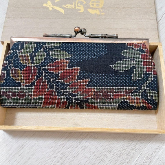 Oshima Tsumugi Silk Coin Purse