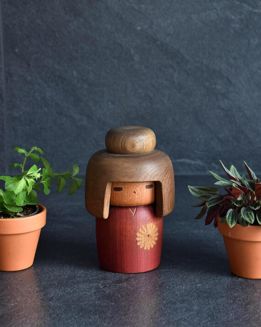 Sanpei Yamanaka Hanakotoba Kokeshi Doll