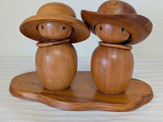 Yakusugi Kokeshi Dolls With Sun Hats