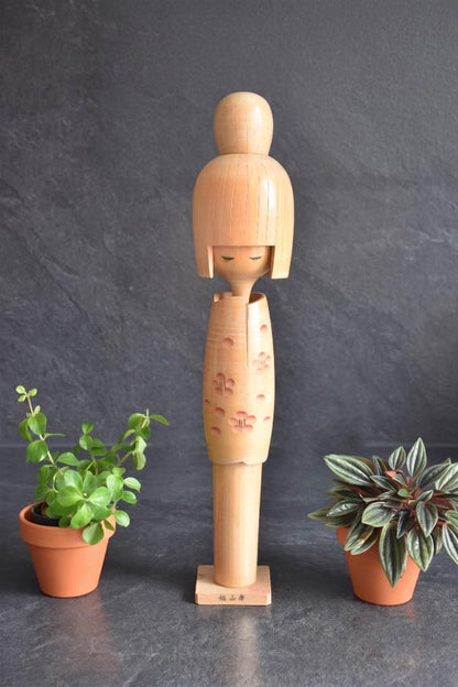 Hajime Miyashita Sosaku Kokeshi Doll