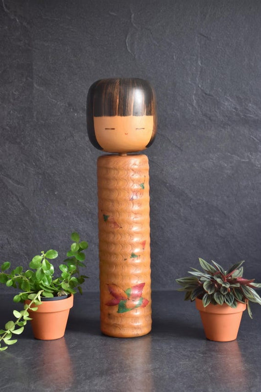Usaburo Kokeshi Autumn Leaves