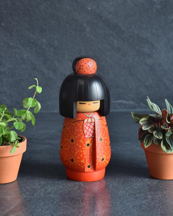 Sosaku Kokeshi Doll By Kazuo Takamizawa