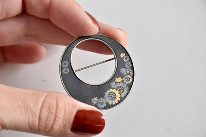 Japanese Round Zogan Brooch | Made In Japan | Floral